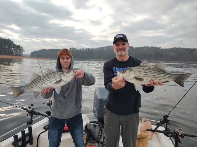Here's a couple nice holiday fish from lake allatoona. They were blowing up all morning the other day. The weekend weather looks great! Should be a good time to hit the water. Happy holidays!