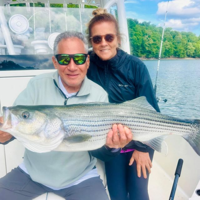 HAVE A BOAT AVAILABLE SUNDAY!  Can't believe if we still have a spot open but we do for sunday. Both on Lake Allatoona or Lake lanier. Call to take advantage of this. 770-815-9579. #lanier #lakeallatoona #motherday #atlanta
